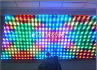 CHINE les pixels polychromes de 12mm RVB pointillent le panneau accessible léger d'écran de visualisation de message de mur de la lumière 5V IP68 de ficelle de Digital LED fournisseur