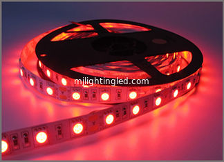 CHINE LED Strip 5050 Non étanche DC12V 60LEDs/M 5m/Lot Flexible LED Light Rouge 5050 LED Strip LED Tape Lampes de décoration pour la maison fournisseur