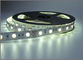 Tape à LED 5050 SMD 600led Non imperméable à l'eau 5M DC12V Flexible bande à LED 60Leds/M Corde décorative blanche fournisseur